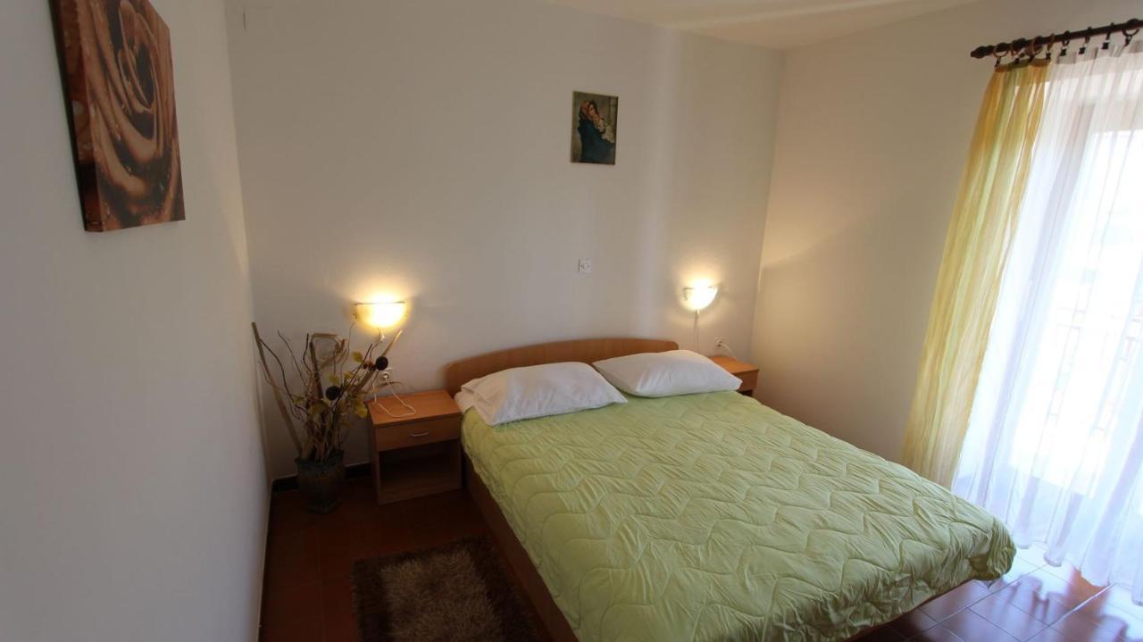 Apartments And Rooms Jelka مالينسكا المظهر الخارجي الصورة