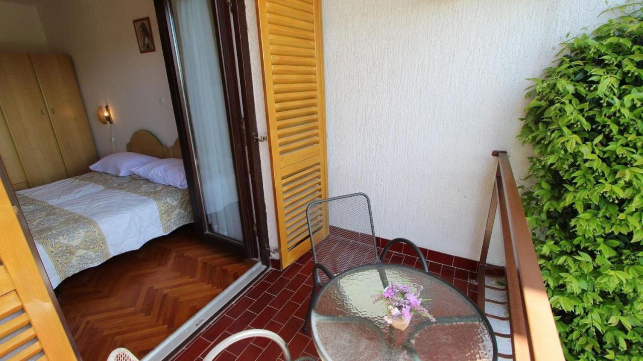 Apartments And Rooms Jelka مالينسكا المظهر الخارجي الصورة