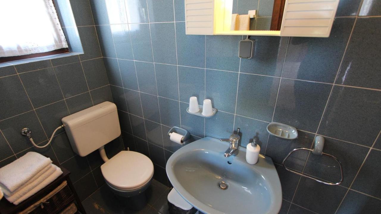 Apartments And Rooms Jelka مالينسكا المظهر الخارجي الصورة
