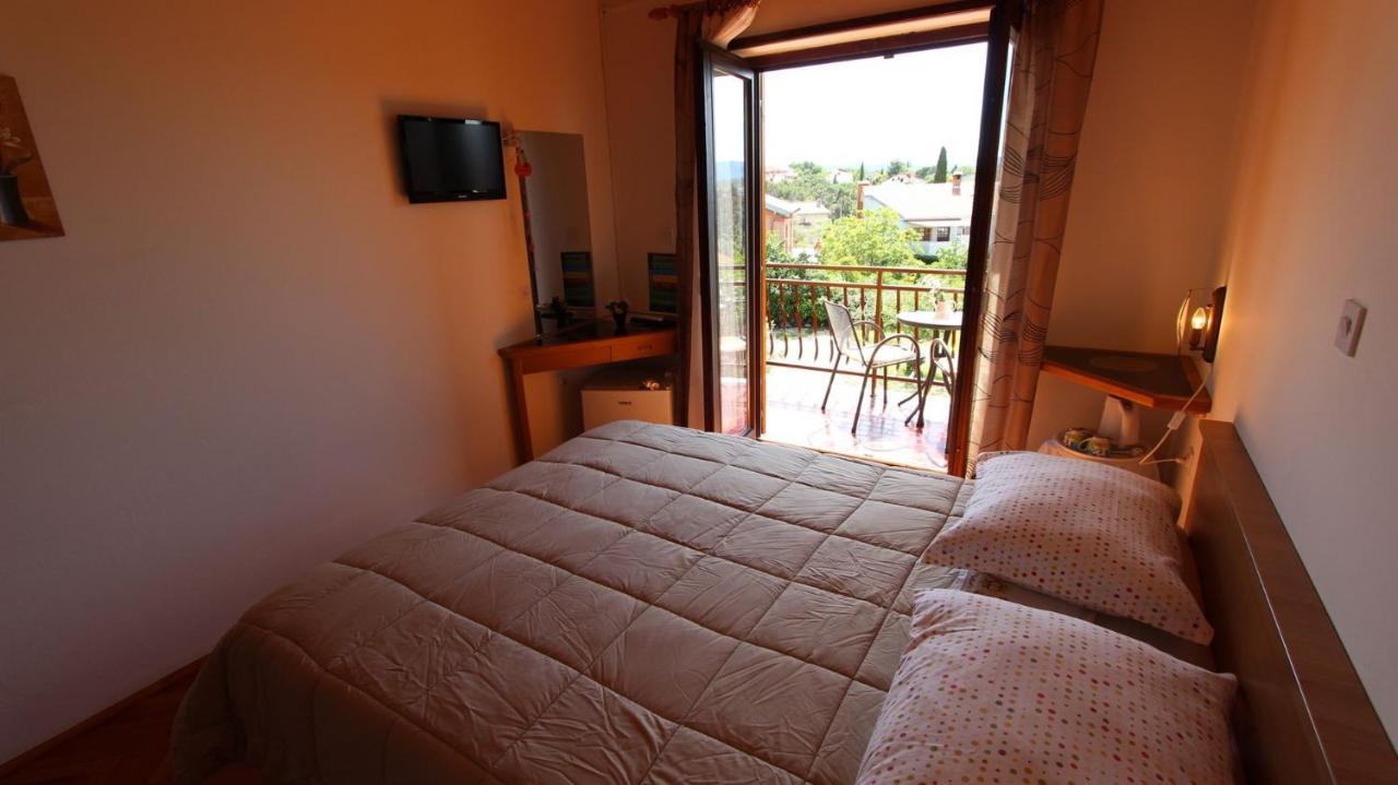 Apartments And Rooms Jelka مالينسكا المظهر الخارجي الصورة