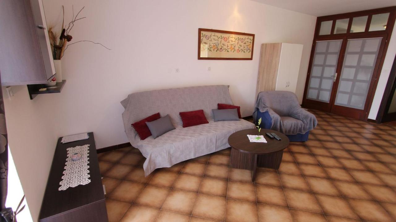 Apartments And Rooms Jelka مالينسكا المظهر الخارجي الصورة
